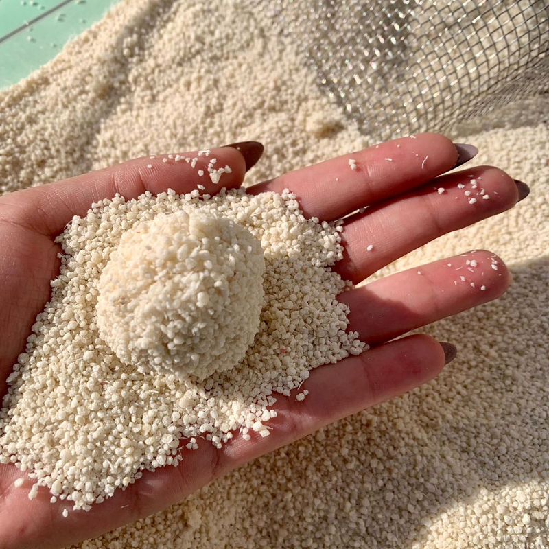 Areia Higiênica Biodegradável para Gatos - Catbio Mandioca - Forma Torrão, Sem Odor, Super Premium